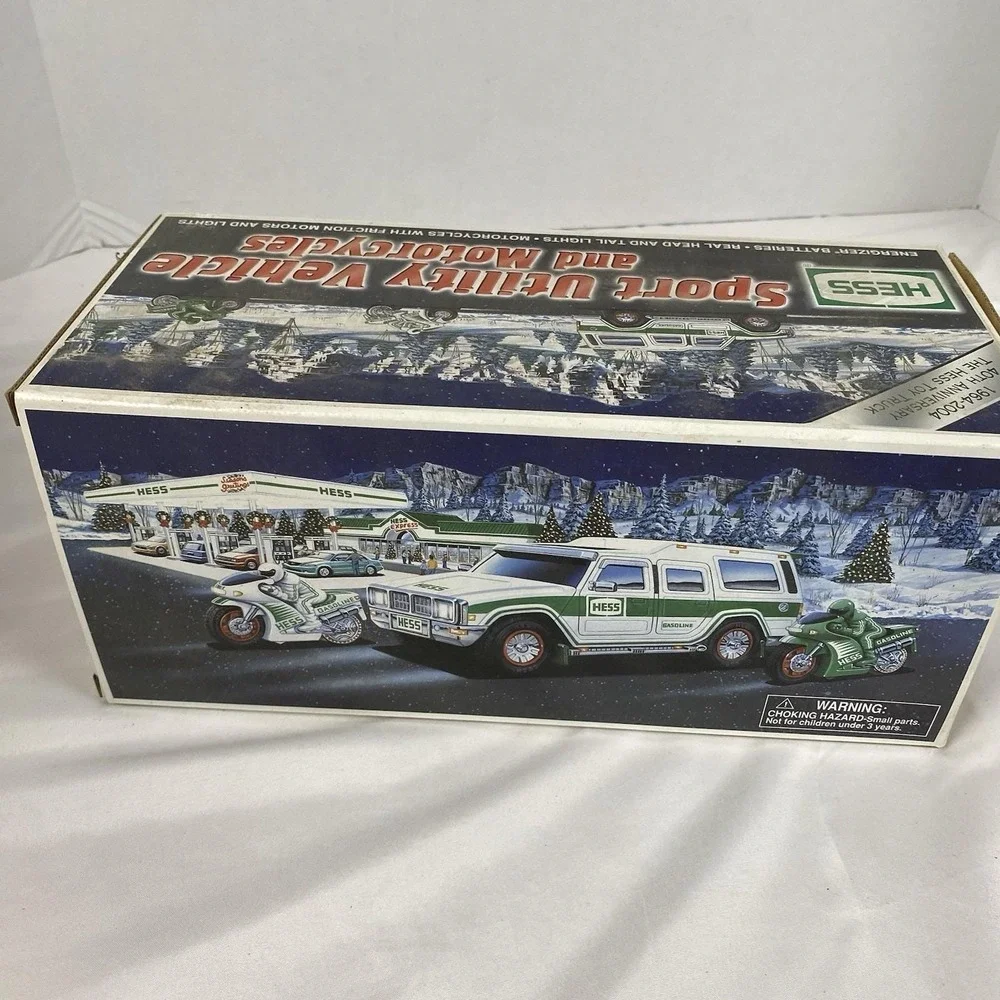 2004 Hess SUV Sport Utility Vehicle 2 Motorcycles Complete Untested w Box